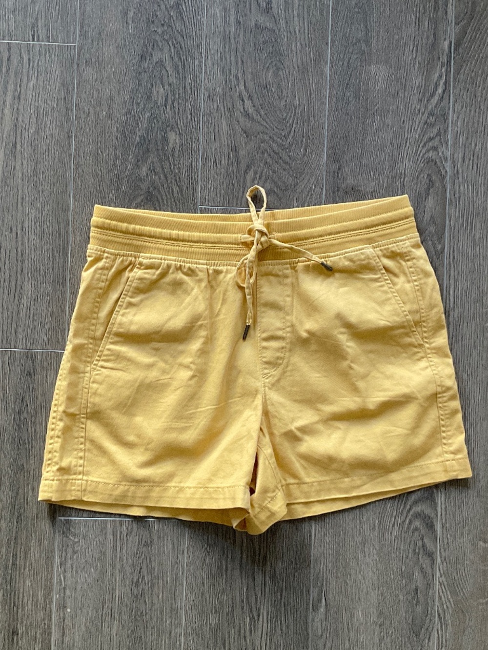 Orvis Drawstring Shorts - Size M
